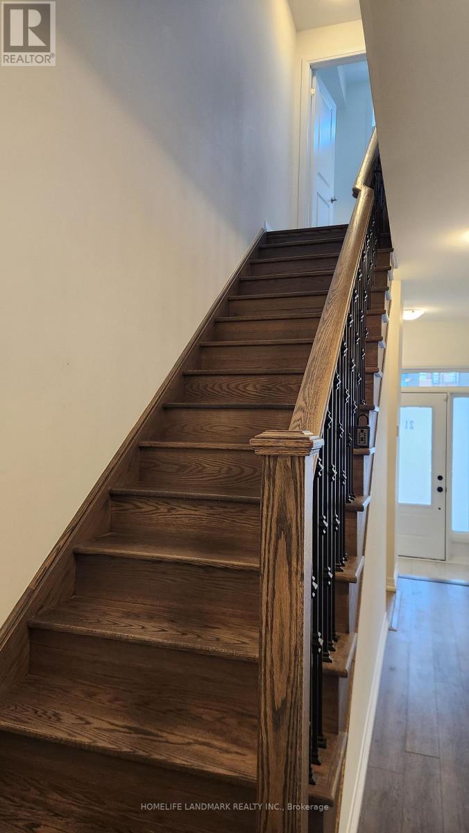 21 Riley Reed Lane, Richmond Hill, Ontario  L4S 0M3 - Photo 9 - N12885328