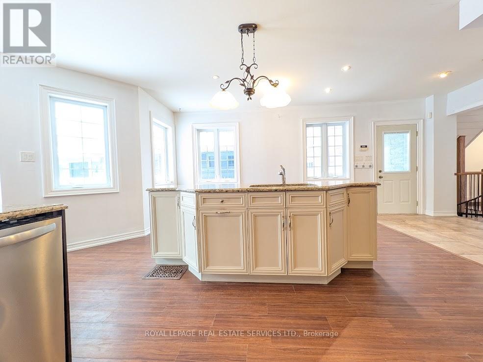 20 Holgate Street, Barrie, Ontario  L4N 2T5 - Photo 15 - S12885336