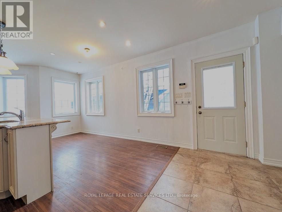 20 Holgate Street, Barrie, Ontario  L4N 2T5 - Photo 24 - S12885336