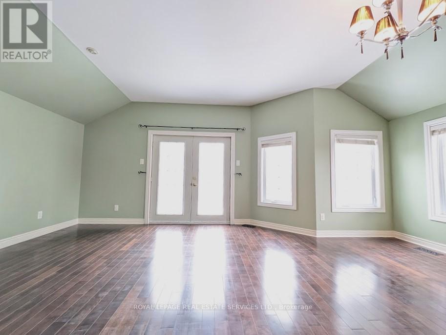 20 Holgate Street, Barrie, Ontario  L4N 2T5 - Photo 27 - S12885336