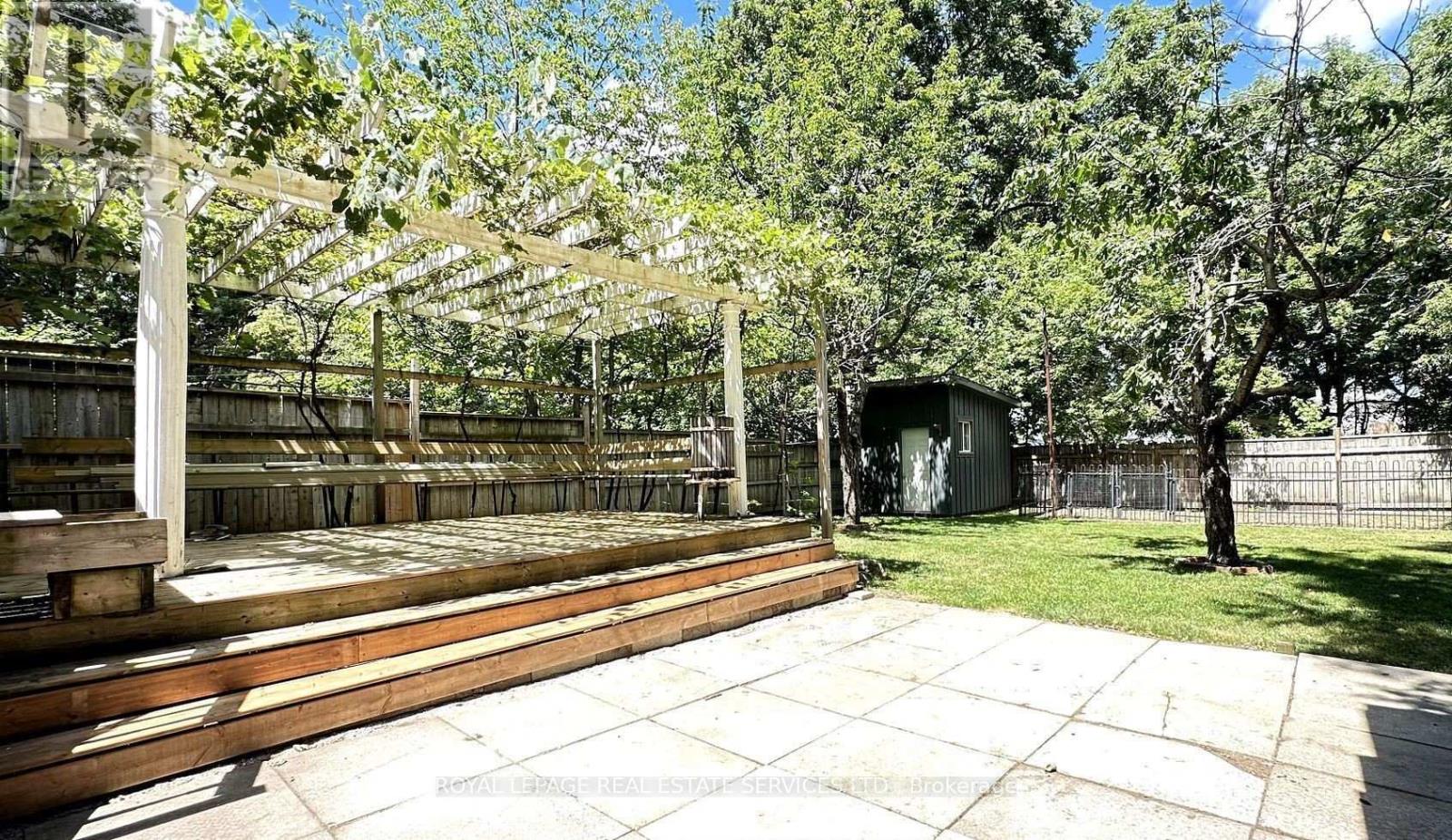 20 Holgate Street, Barrie, Ontario  L4N 2T5 - Photo 44 - S12885336