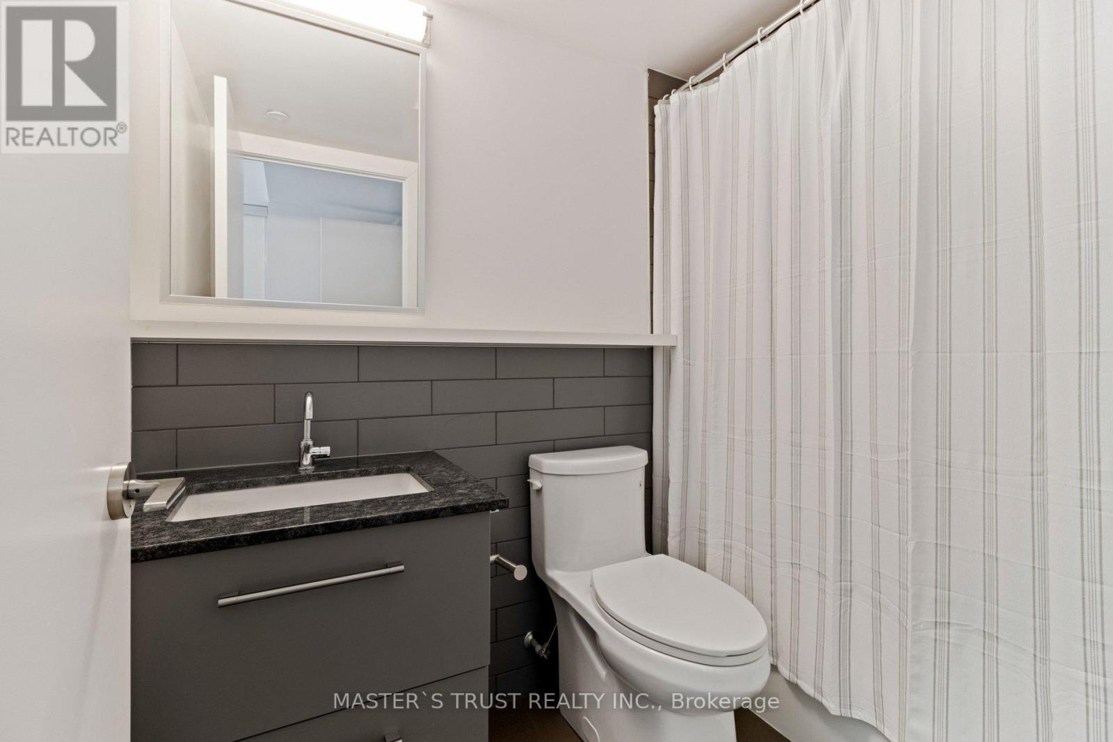 Th109 - 160 Flemington Road E, Toronto, Ontario M6A 0A9 - Photo 19 - W12885324