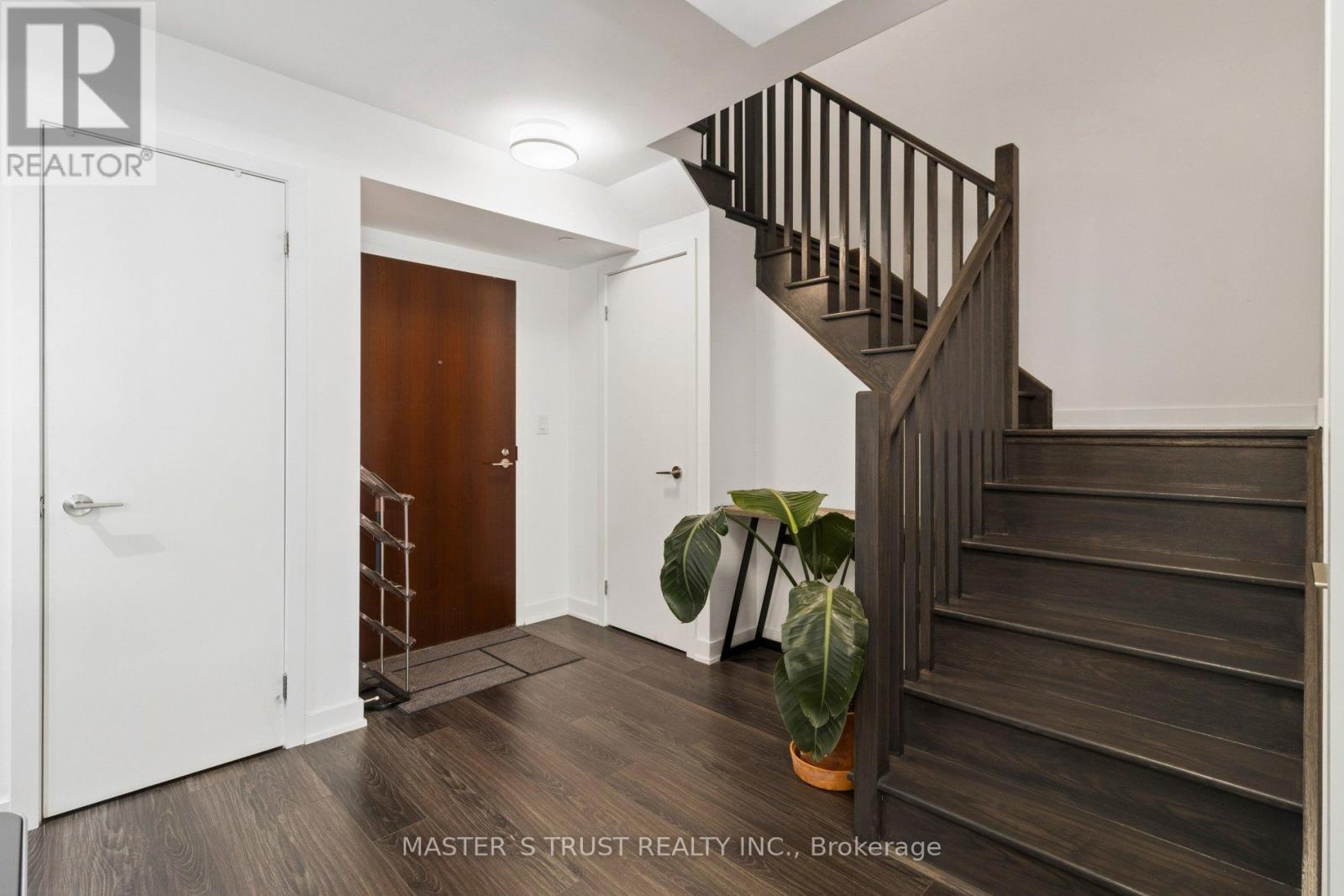 Th109 - 160 Flemington Road E, Toronto, Ontario M6A 0A9 - Photo 4 - W12885324