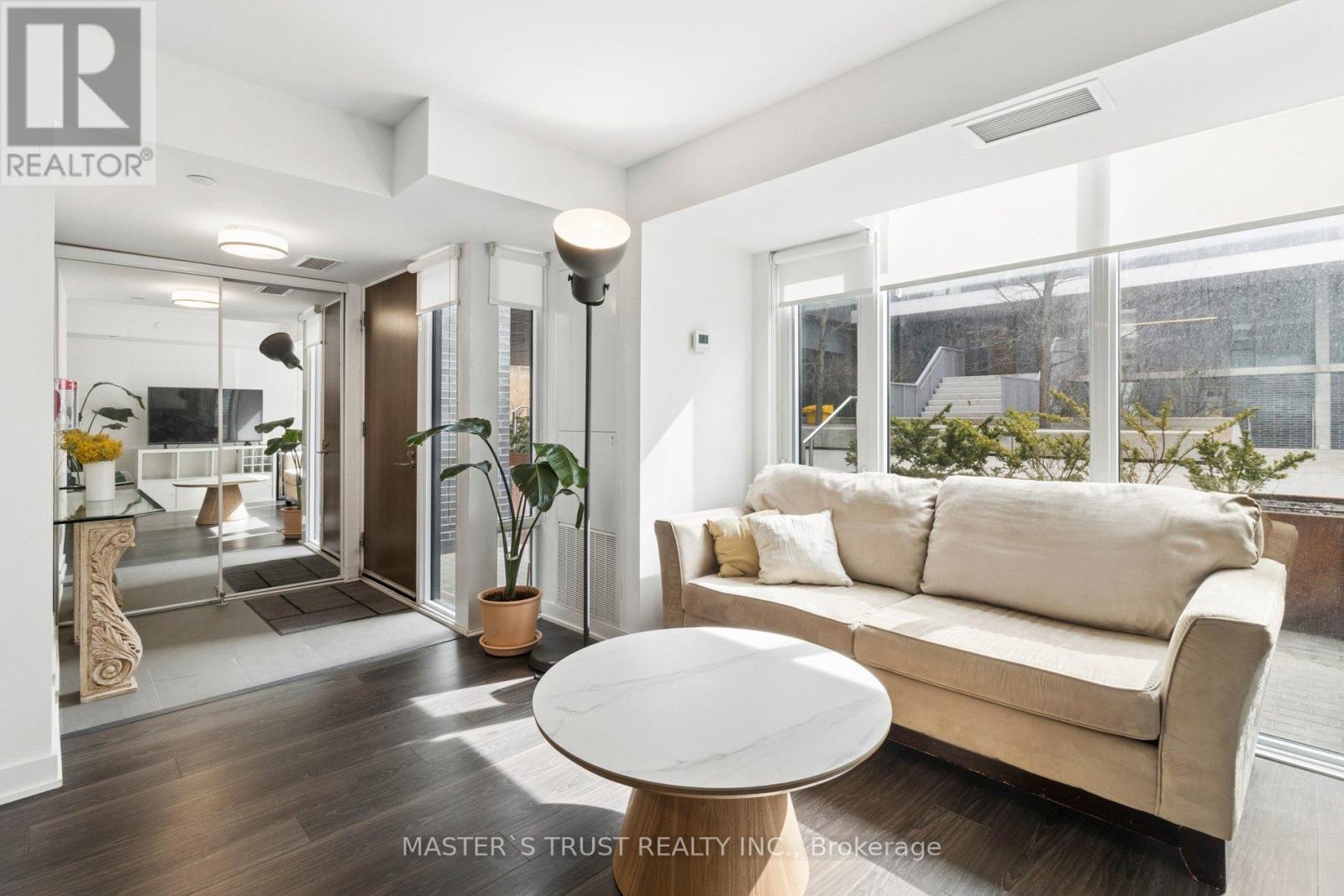 Th109 - 160 Flemington Road E, Toronto, Ontario M6A 0A9 - Photo 7 - W12885324