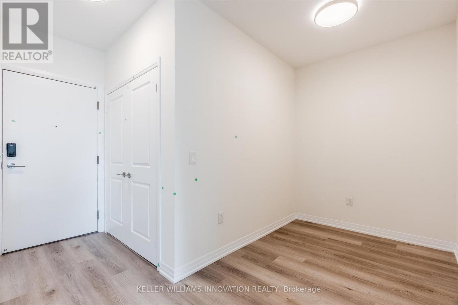 702 - 15 Watergarden Drive, Mississauga, Ontario  L5R 0H4 - Photo 16 - W12885346