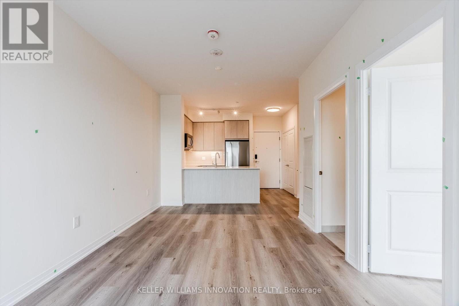 702 - 15 Watergarden Drive, Mississauga, Ontario  L5R 0H4 - Photo 18 - W12885346