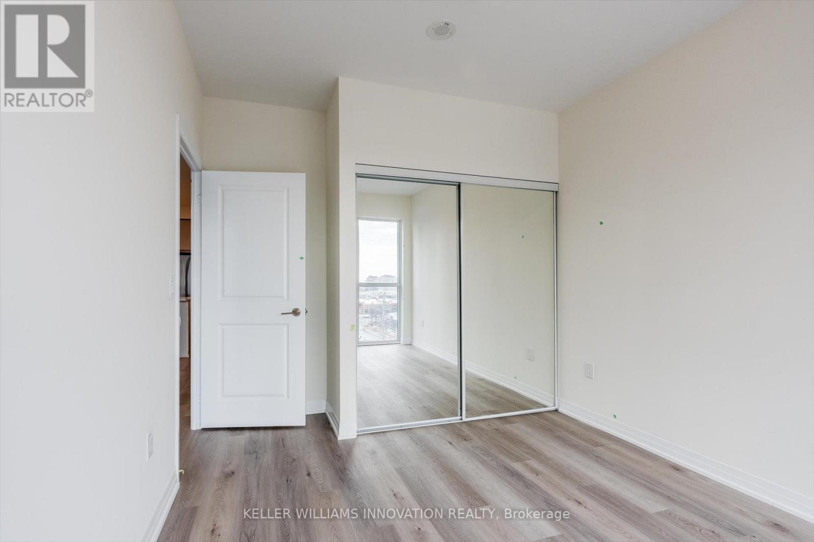 702 - 15 Watergarden Drive, Mississauga, Ontario  L5R 0H4 - Photo 22 - W12885346