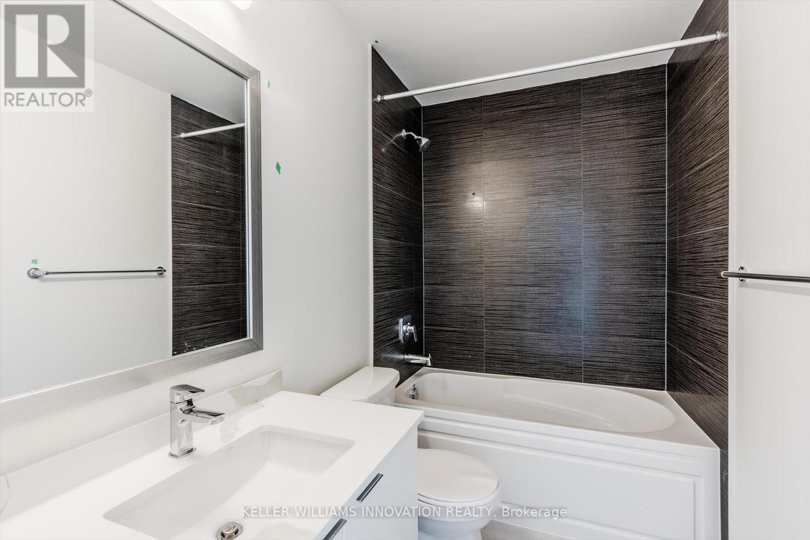 702 - 15 Watergarden Drive, Mississauga, Ontario  L5R 0H4 - Photo 27 - W12885346