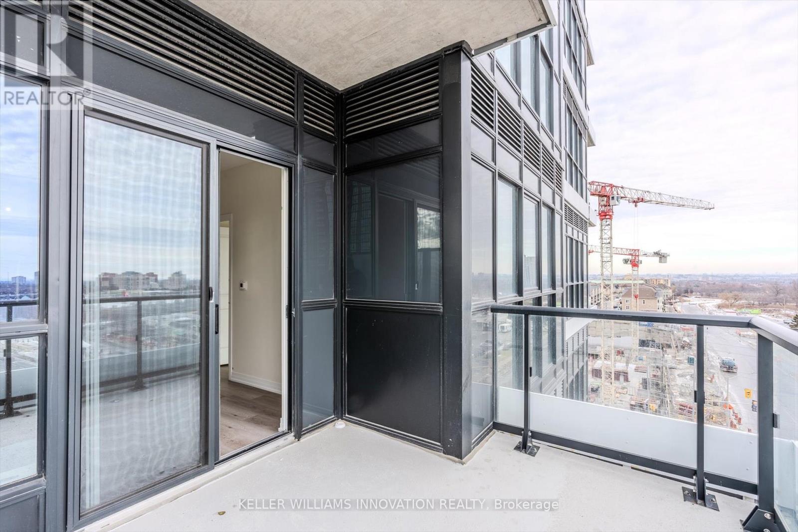 702 - 15 Watergarden Drive, Mississauga, Ontario  L5R 0H4 - Photo 29 - W12885346