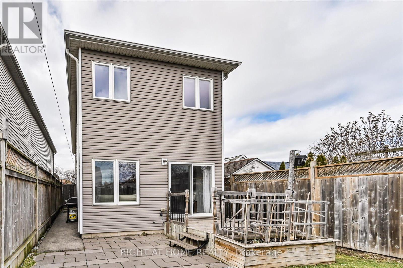 618 Knox Avenue, Hamilton, Ontario  L8H 6K3 - Photo 47 - X12885344