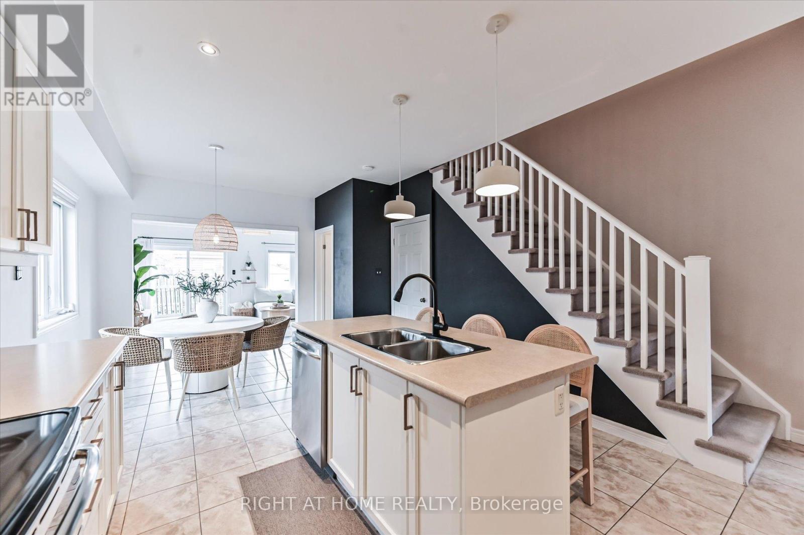 618 Knox Avenue, Hamilton, Ontario  L8H 6K3 - Photo 8 - X12885344