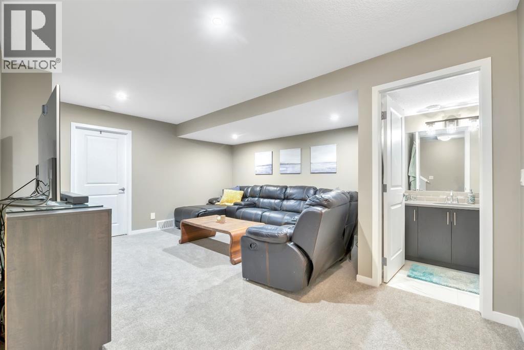 840 Seton Circle Se, Calgary, Alberta  T3M 3B5 - Photo 34 - A2293272