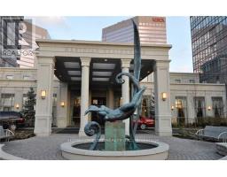 304 - 15 GREENVIEW AVENUE, Toronto, Ontario