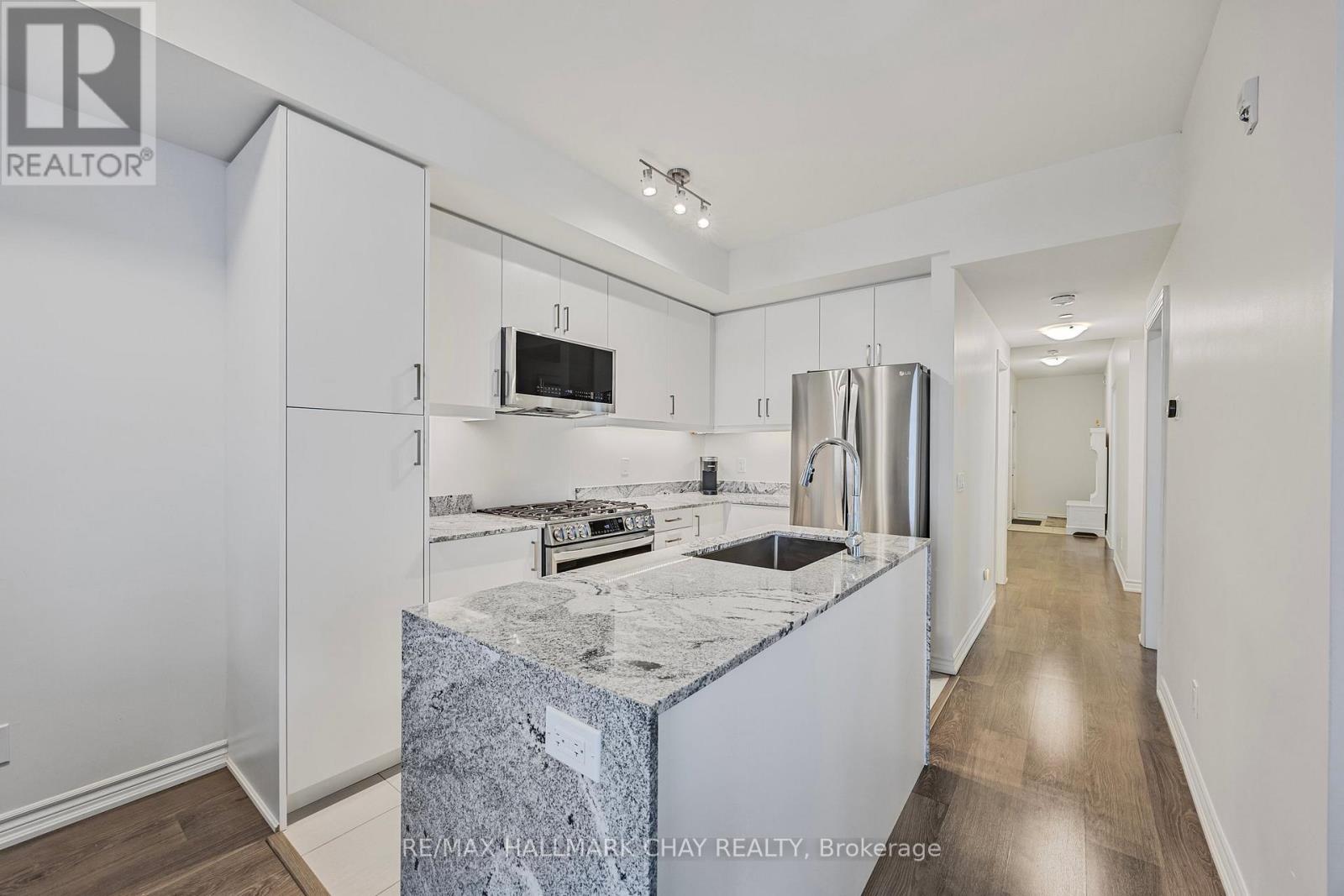 210 - 5 Spooner Crescent, Collingwood, Ontario  L9Y 1T3 - Photo 4 - S12885358