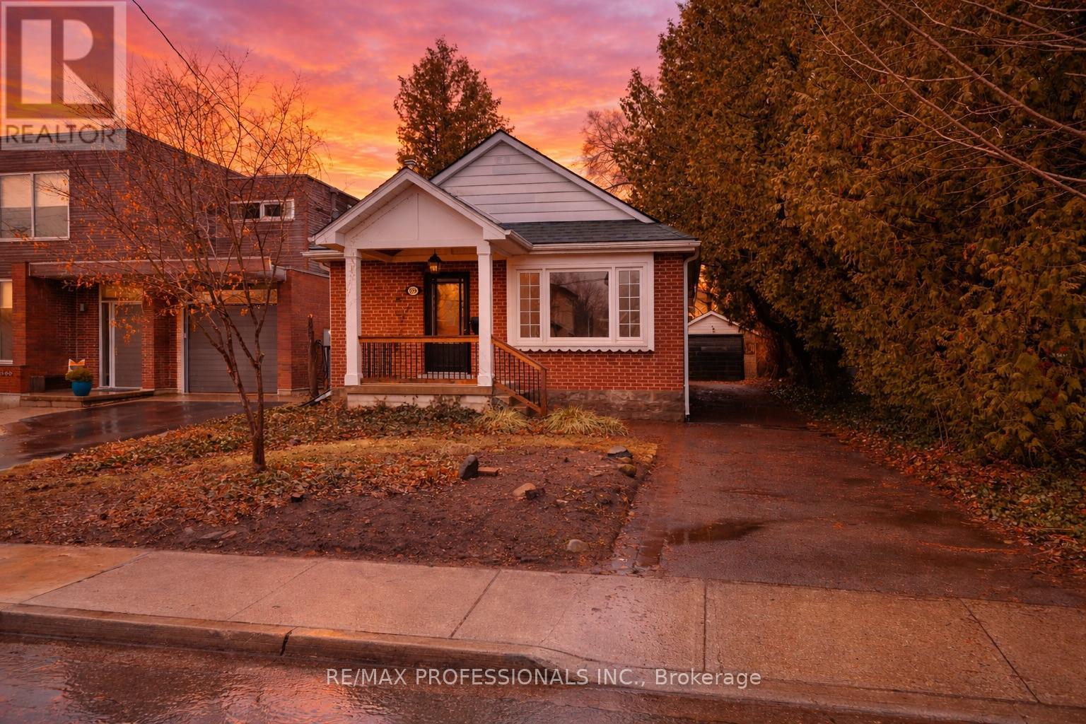 370 DELAWARE AVENUE, burlington (brant), Ontario