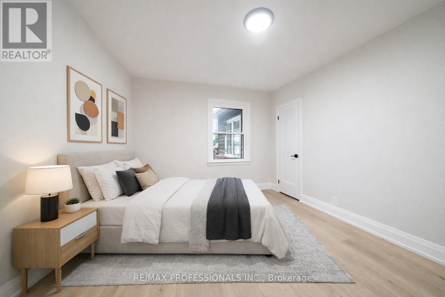 370 Delaware Avenue, Burlington, Ontario  L7R 3B5 - Photo 23 - W12885368