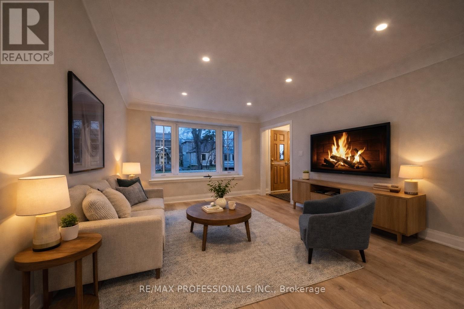 370 Delaware Avenue, Burlington, Ontario  L7R 3B5 - Photo 7 - W12885368