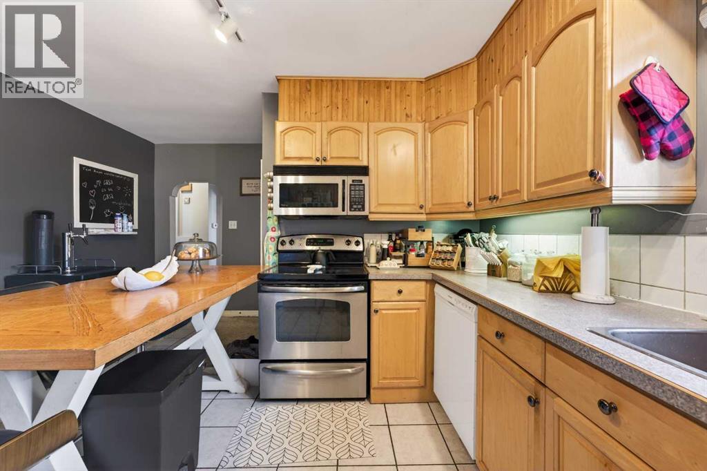 3518 1 Street Nw, Calgary, Alberta  T2K 0W6 - Photo 9 - A2290297