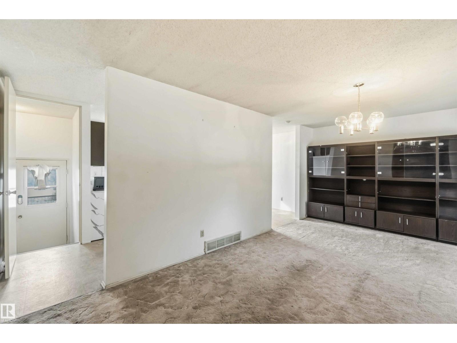 12223 157 Av Nw, Edmonton, Alberta  T5X 2X7 - Photo 13 - E4477629