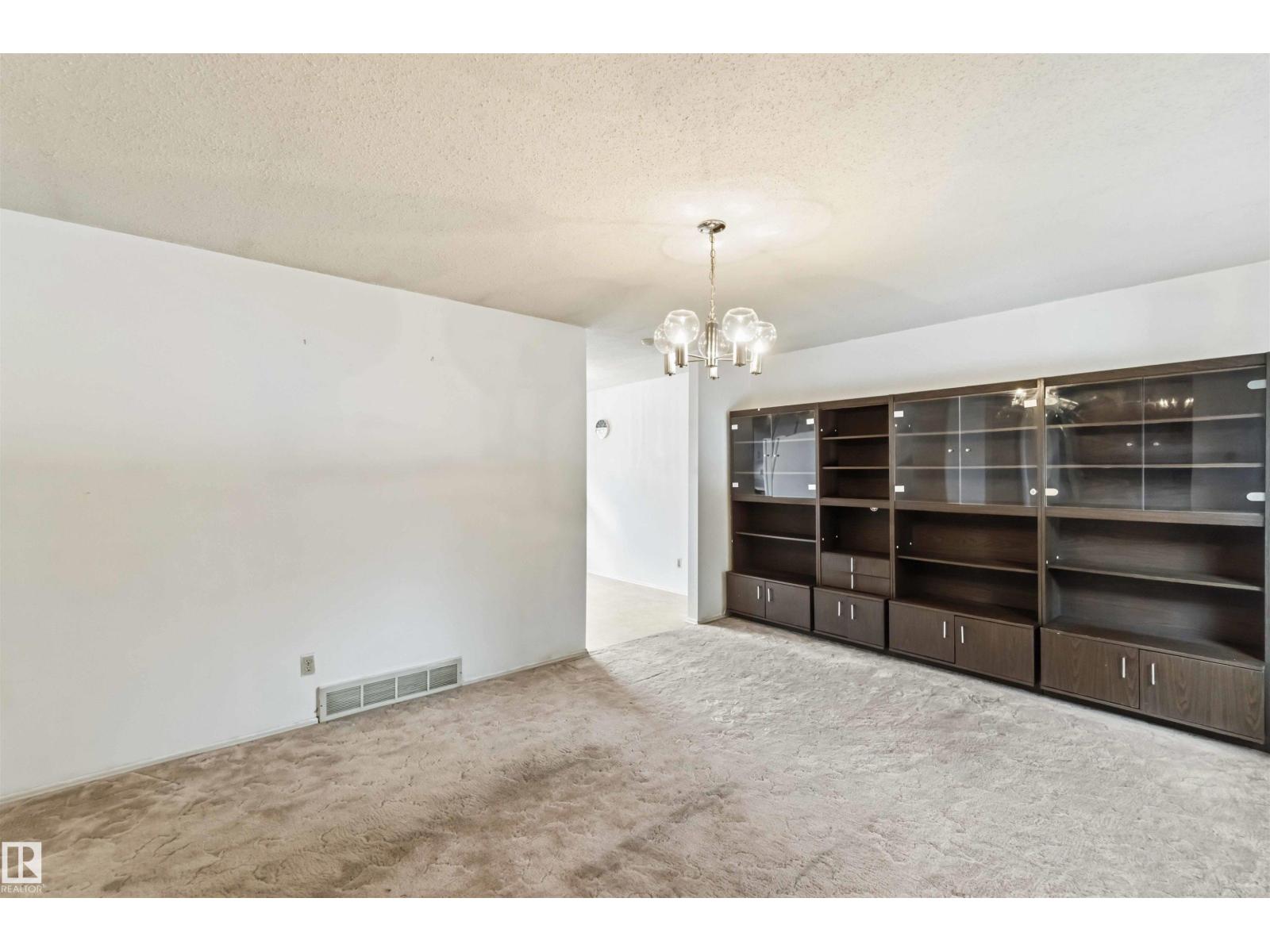 12223 157 Av Nw, Edmonton, Alberta  T5X 2X7 - Photo 16 - E4477629