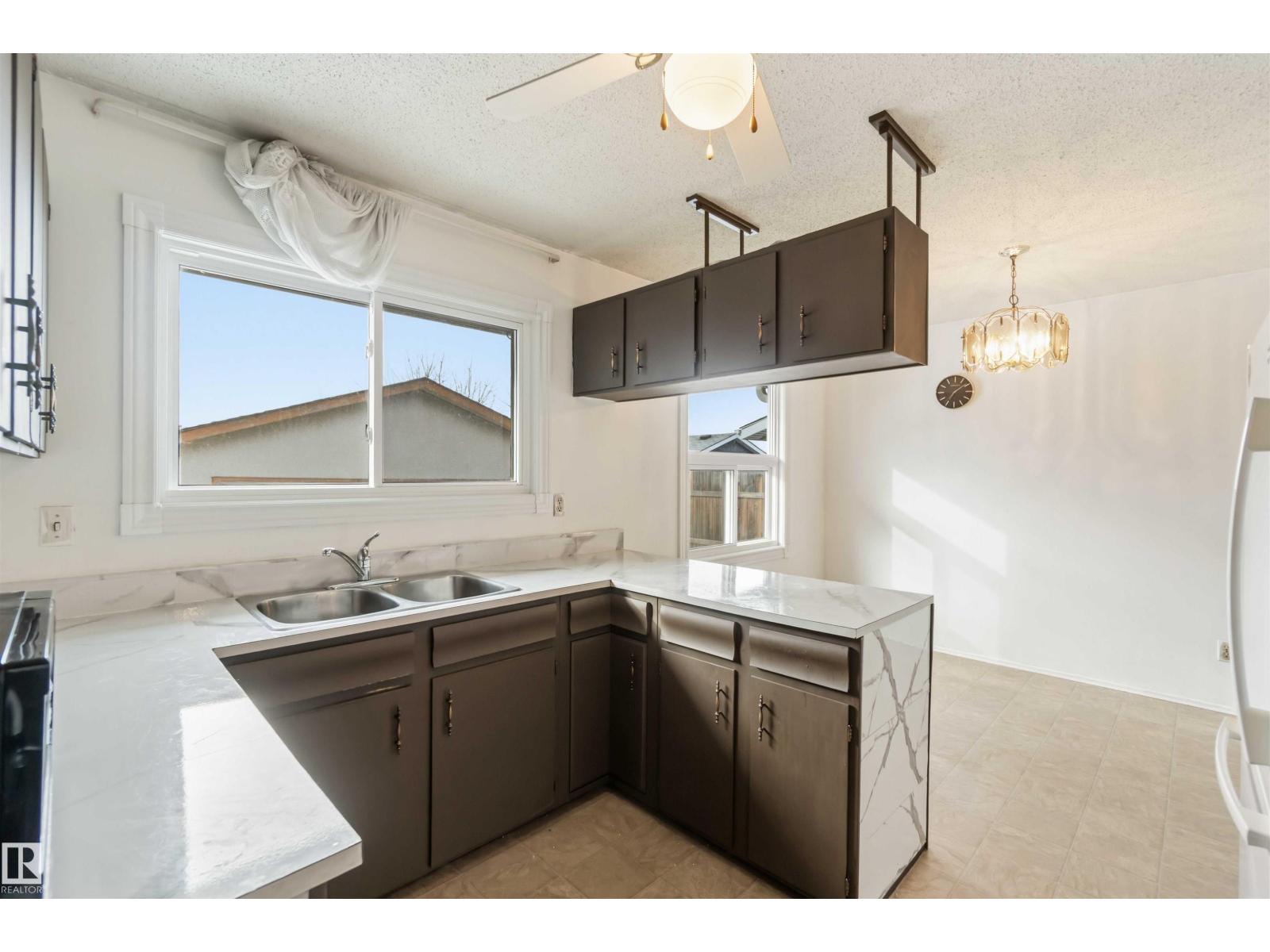 12223 157 Av Nw, Edmonton, Alberta  T5X 2X7 - Photo 25 - E4477629