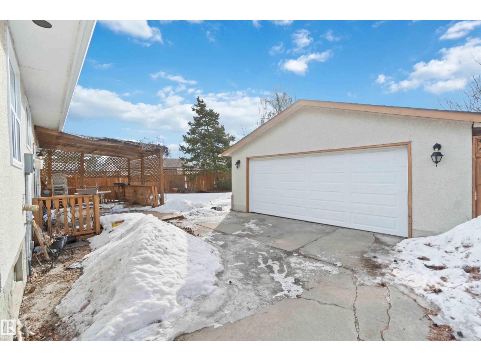 12223 157 Av Nw, Edmonton, Alberta  T5X 2X7 - Photo 54 - E4477629