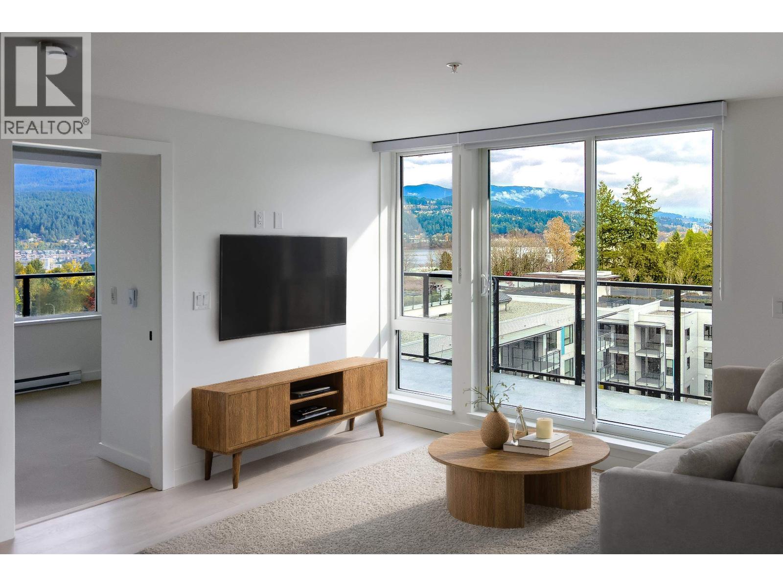 406 2002 ST. GEORGE STREET, Port Moody, British Columbia