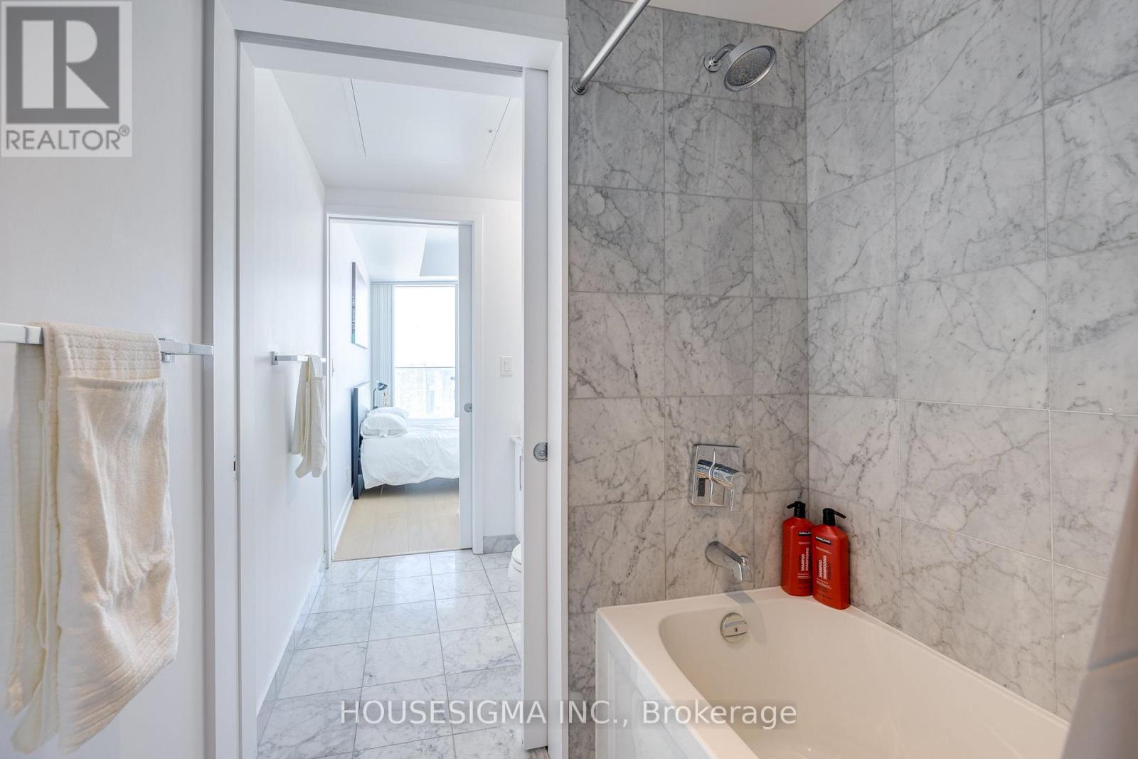 4407 - 12 York Street, Toronto, Ontario  M5J 0A9 - Photo 11 - C12885372