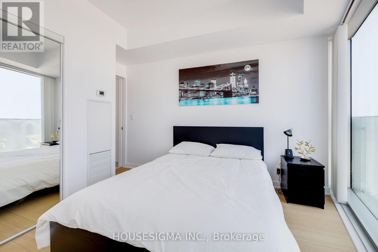 4407 - 12 York Street, Toronto, Ontario  M5J 0A9 - Photo 8 - C12885372