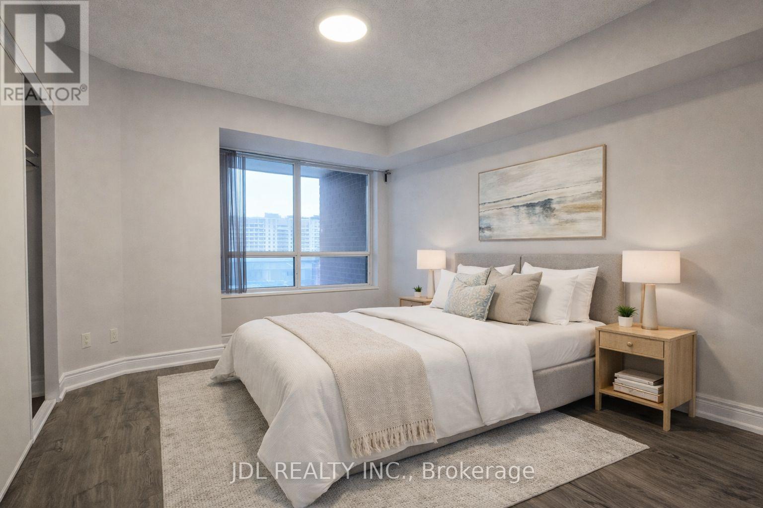 501 - 62 Suncrest Boulevard, Markham, Ontario  L3T 7Y6 - Photo 8 - N12885374