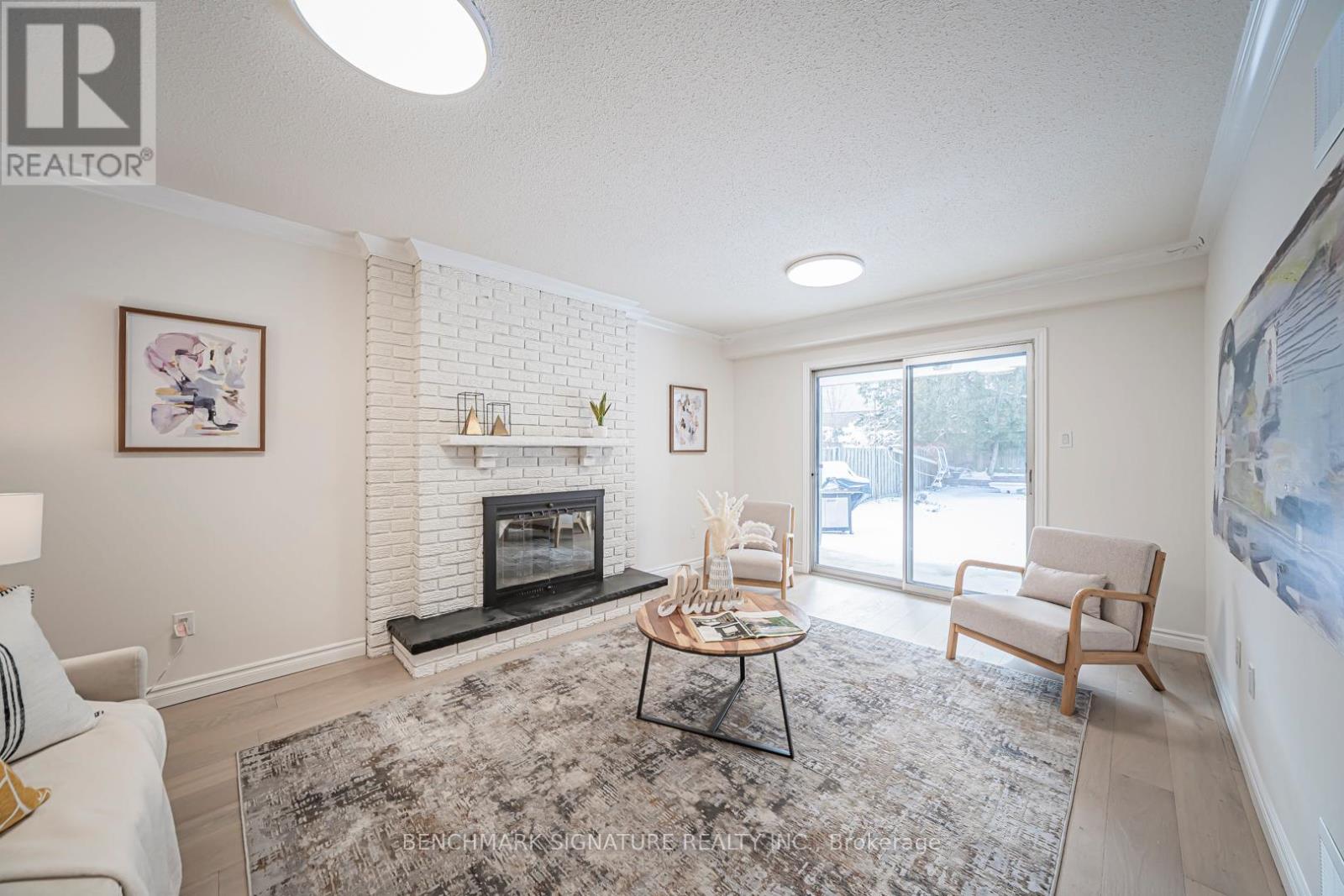 115 Simonston Boulevard, Markham, Ontario  L3T 4L9 - Photo 12 - N12885376