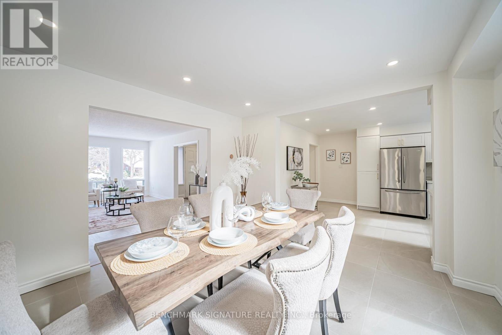 115 Simonston Boulevard, Markham, Ontario  L3T 4L9 - Photo 8 - N12885376