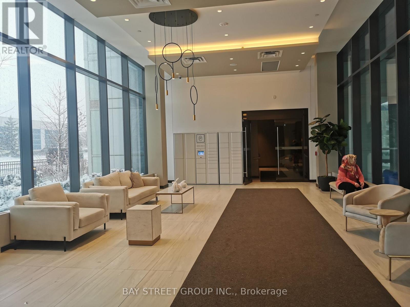 701 - 10 Honeycrisp Crescent, Vaughan, Ontario  L4K 0M7 - Photo 4 - N12885378