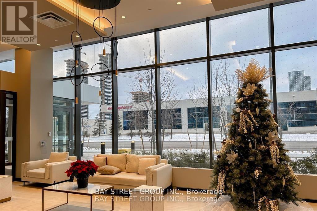 701 - 10 Honeycrisp Crescent, Vaughan, Ontario  L4K 0M7 - Photo 6 - N12885378