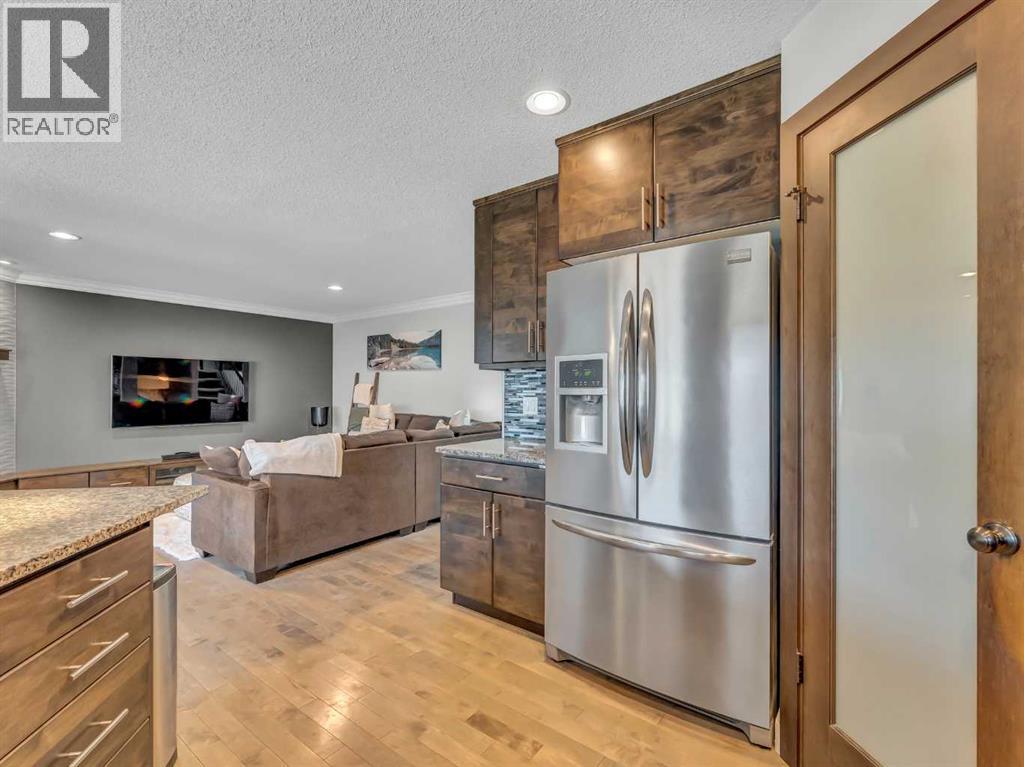 391 Sterling Crescent Se, Medicine Hat, Alberta  T1B 0N6 - Photo 12 - A2291970