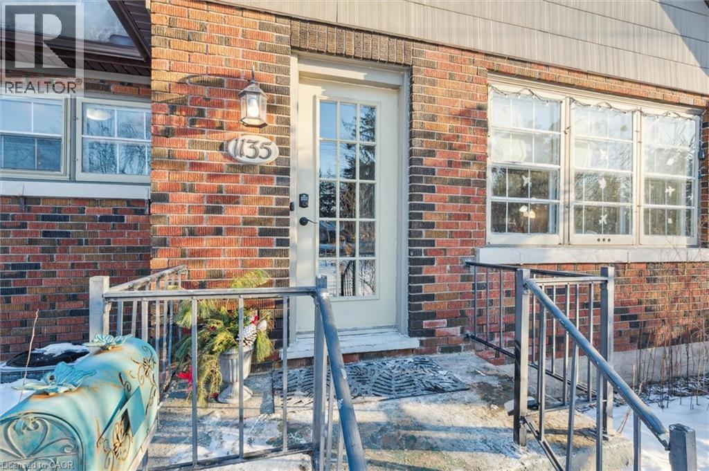 1135 Queens Boulevard, Kitchener, Ontario  N2M 1B9 - Photo 4 - 40809052