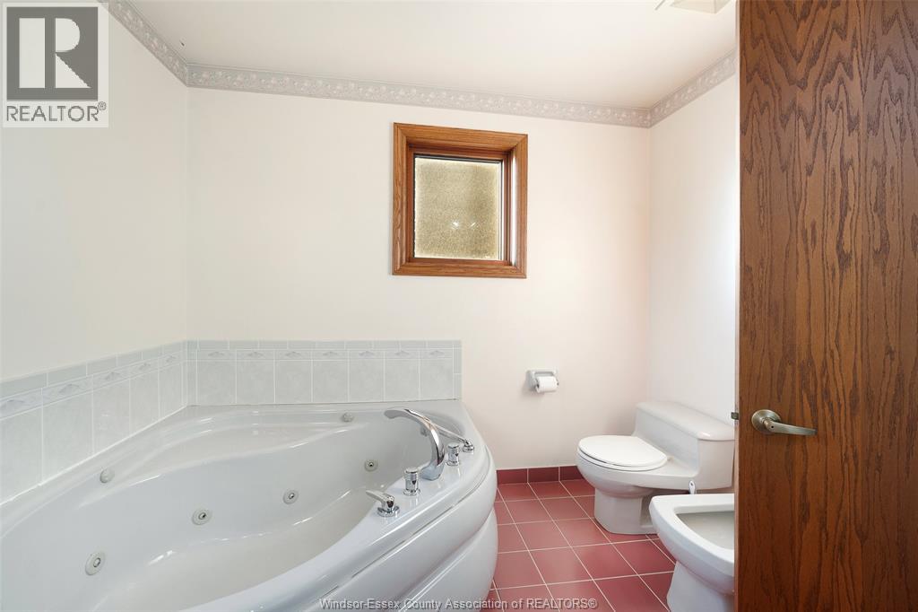 3525 Baseline Road, Windsor, Ontario  N8V 0A2 - Photo 31 - 26005372