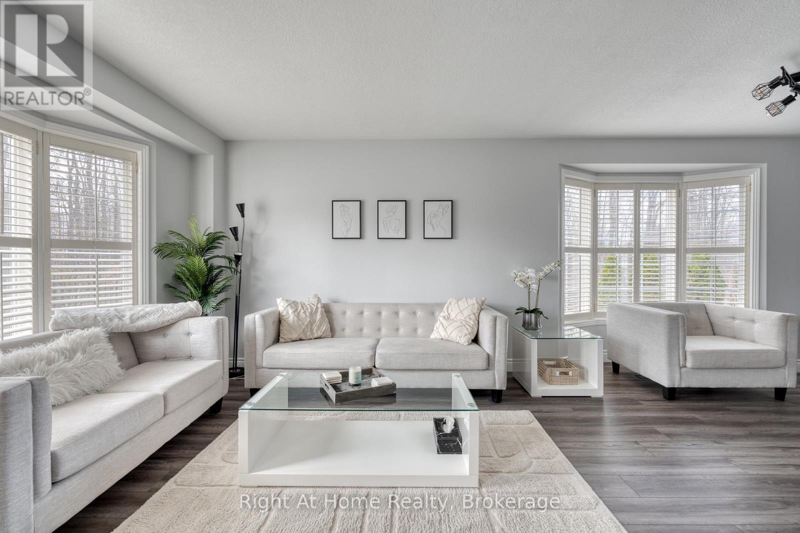 198 Gatestone Drive, Hamilton, Ontario  L8J 3V4 - Photo 14 - X12885404