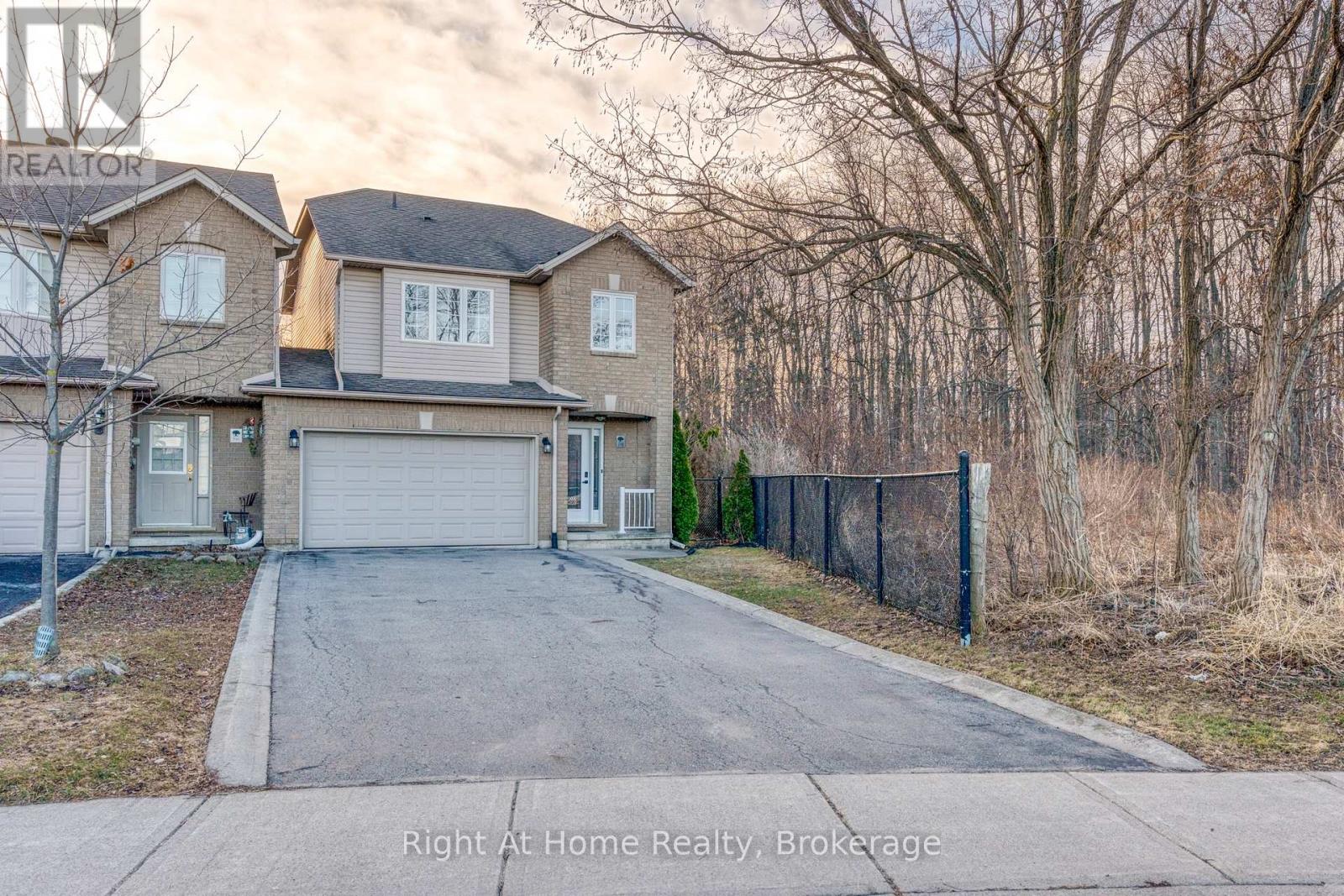 198 Gatestone Drive, Hamilton, Ontario  L8J 3V4 - Photo 2 - X12885404