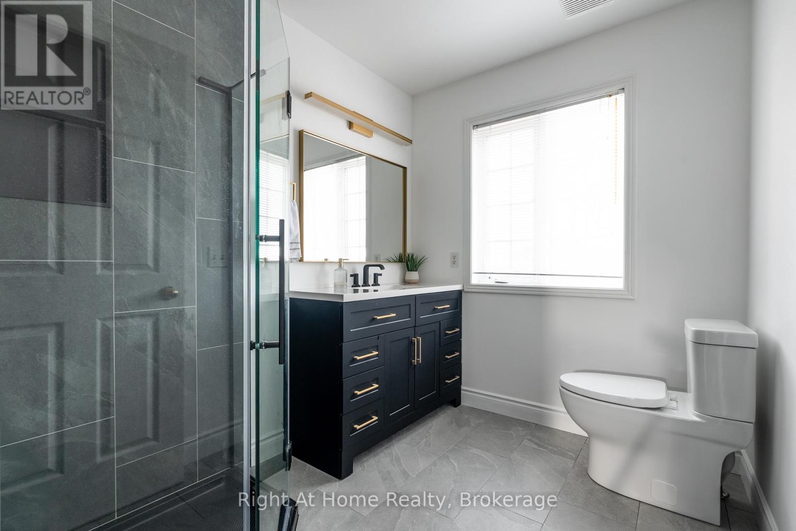 198 Gatestone Drive, Hamilton, Ontario  L8J 3V4 - Photo 26 - X12885404