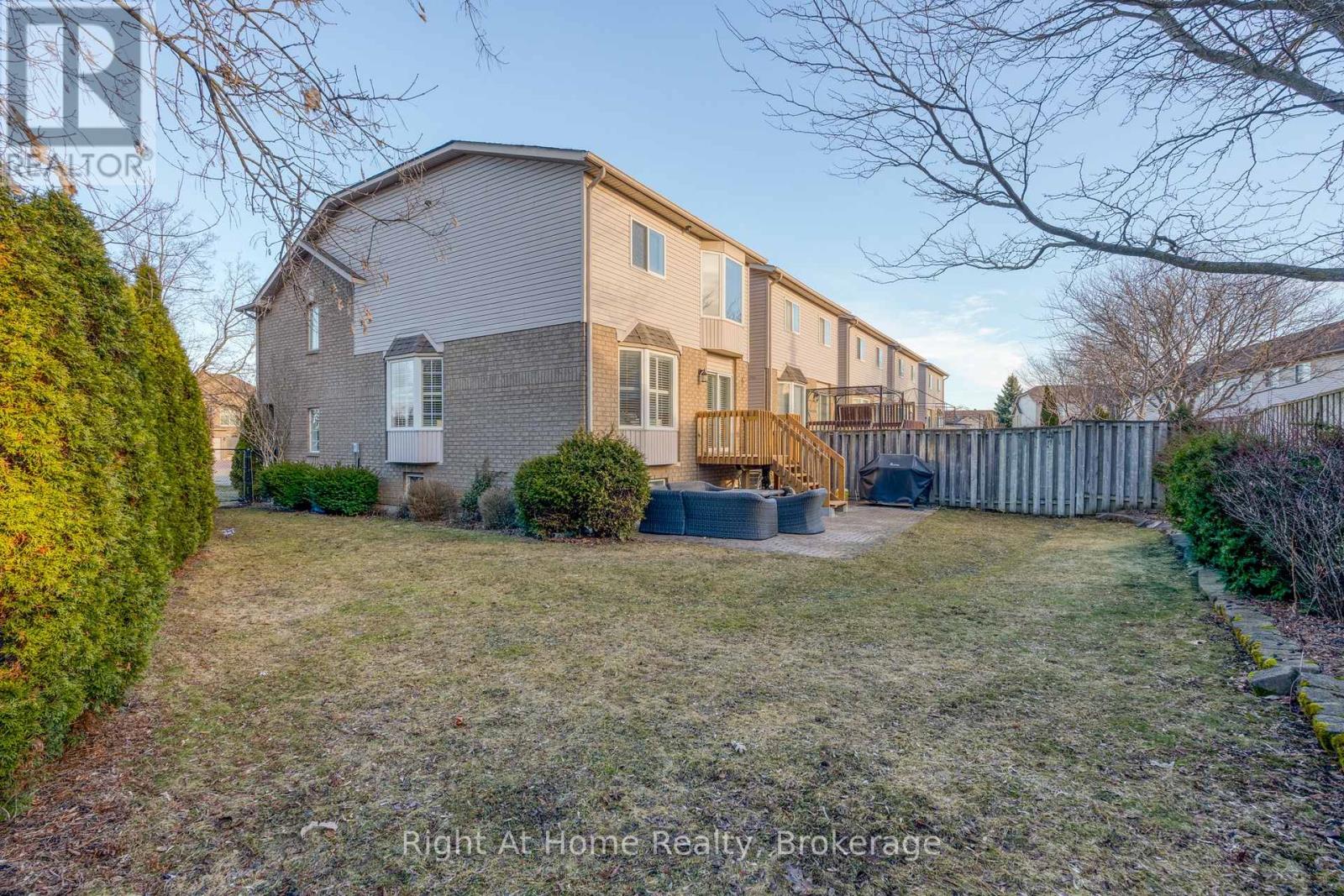 198 Gatestone Drive, Hamilton, Ontario  L8J 3V4 - Photo 42 - X12885404