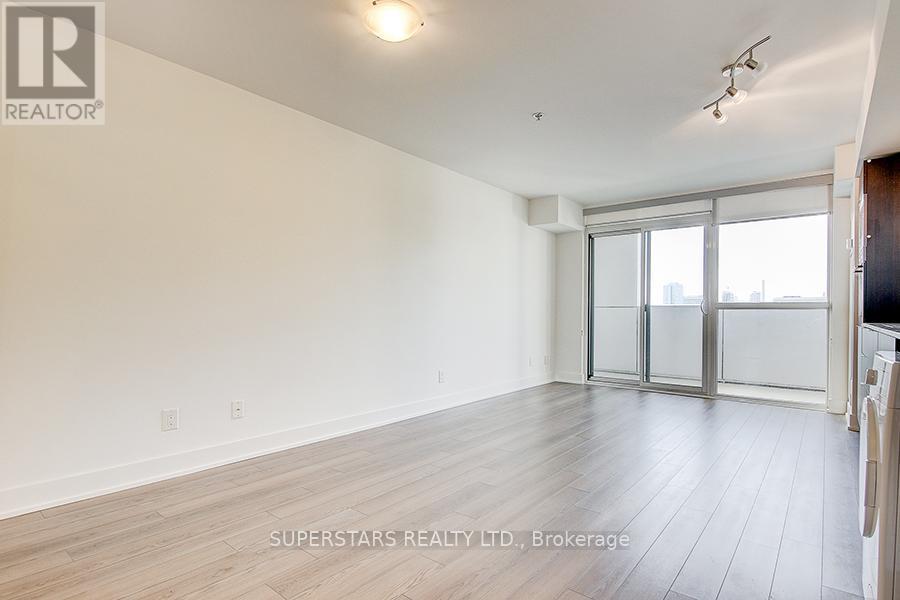 903 - 318 Richmond Street W, Toronto, Ontario  M5V 0B4 - Photo 2 - C12885388