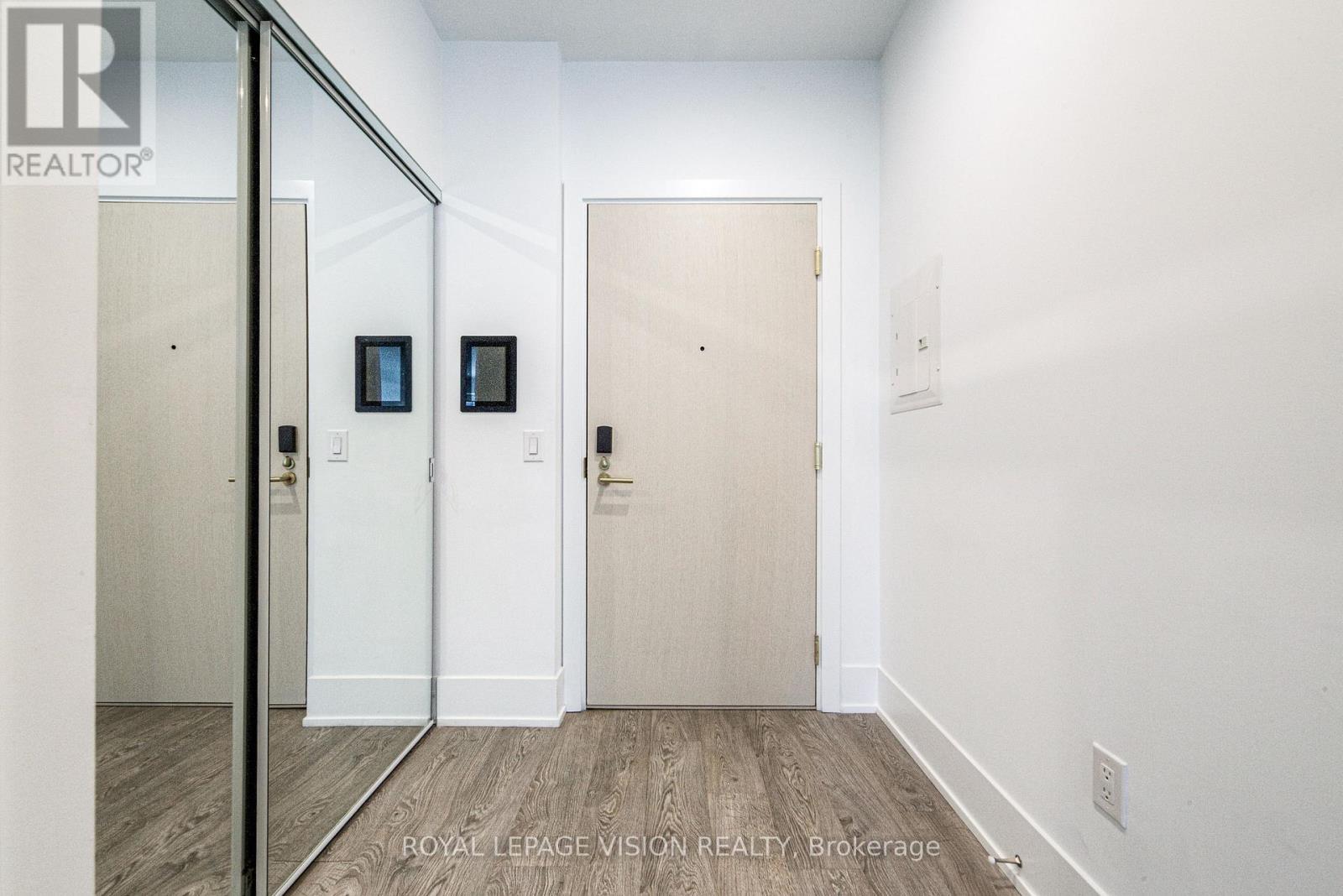 1512 - 480 Front Street W, Toronto, Ontario  M5V 0V6 - Photo 6 - C12885400
