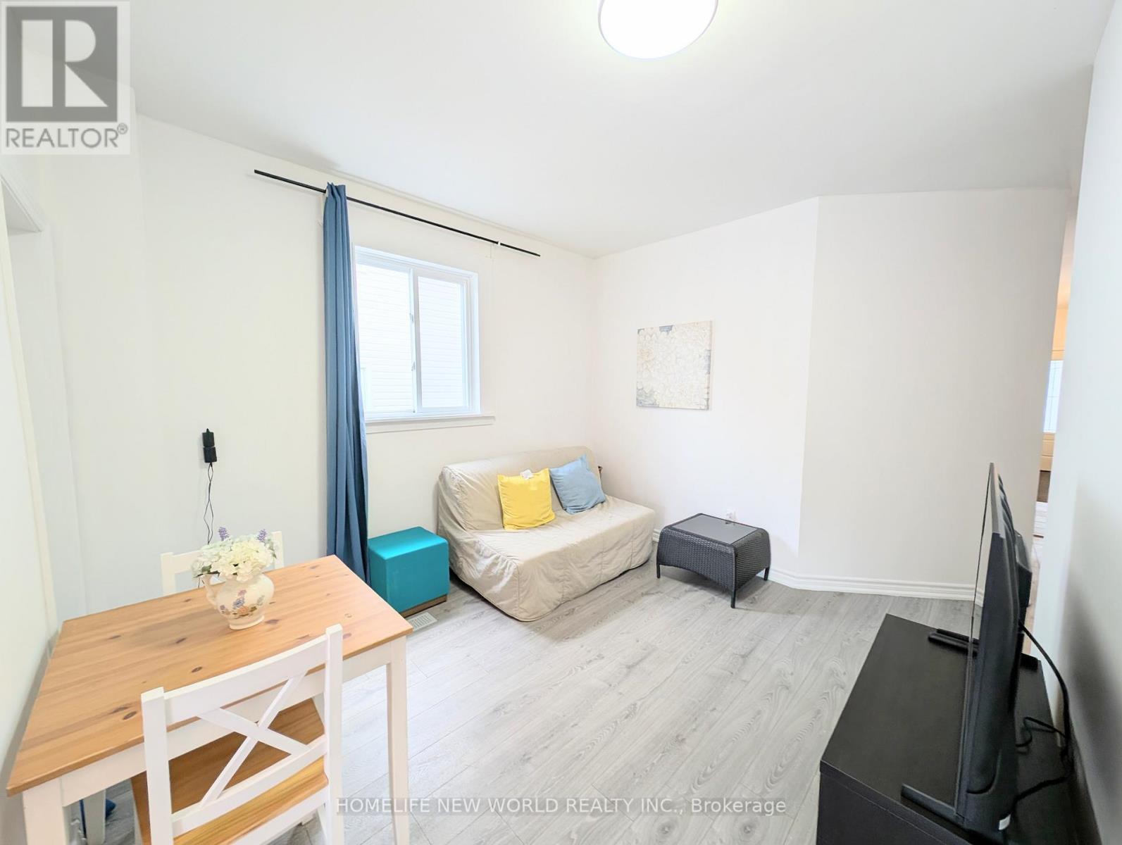 67 Condor Avenue, Toronto, Ontario  M4J 3M7 - Photo 7 - E12885394