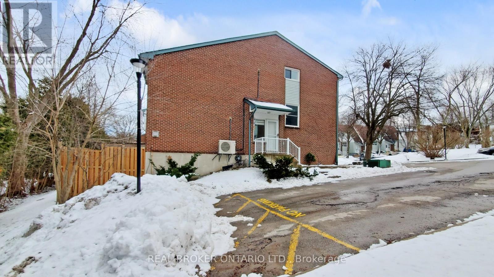 26 - 909 King Street W, Oshawa, Ontario  L1J 2L4 - Photo 35 - E12885410