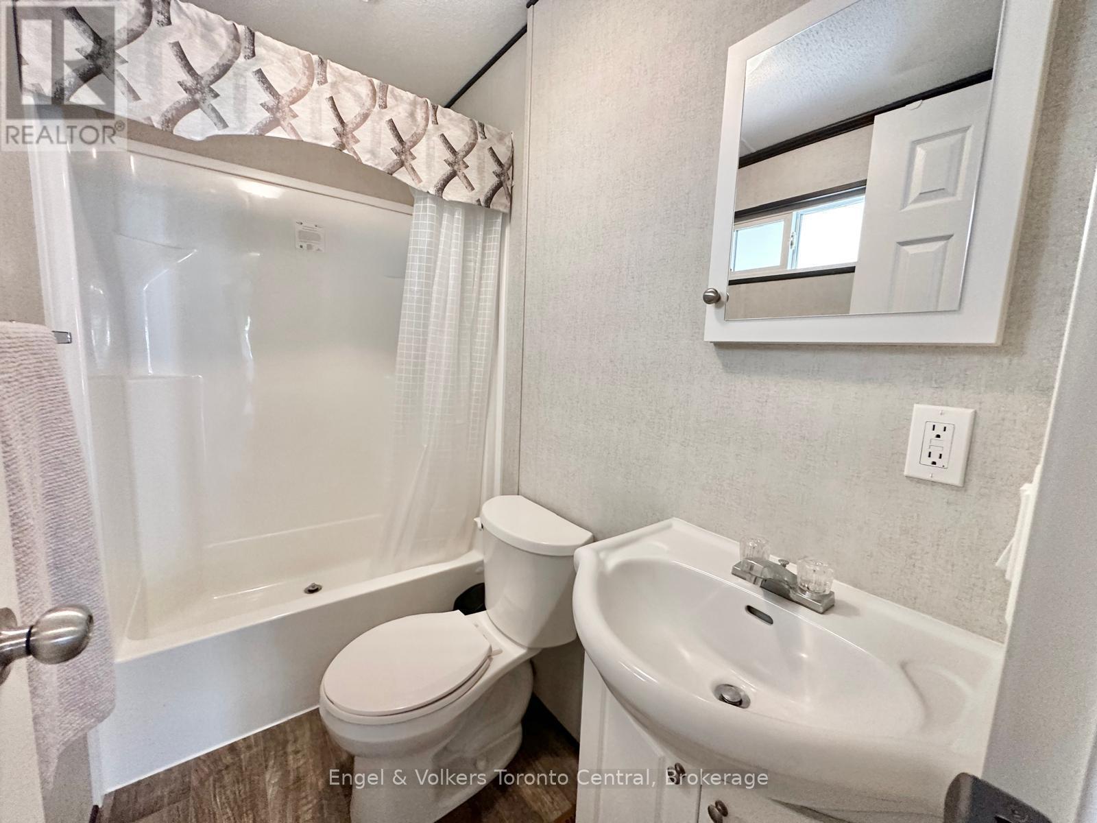 B8 - 7489 Sideroad 5 E, Wellington North, Ontario  N0G 2L0 - Photo 22 - X12885416