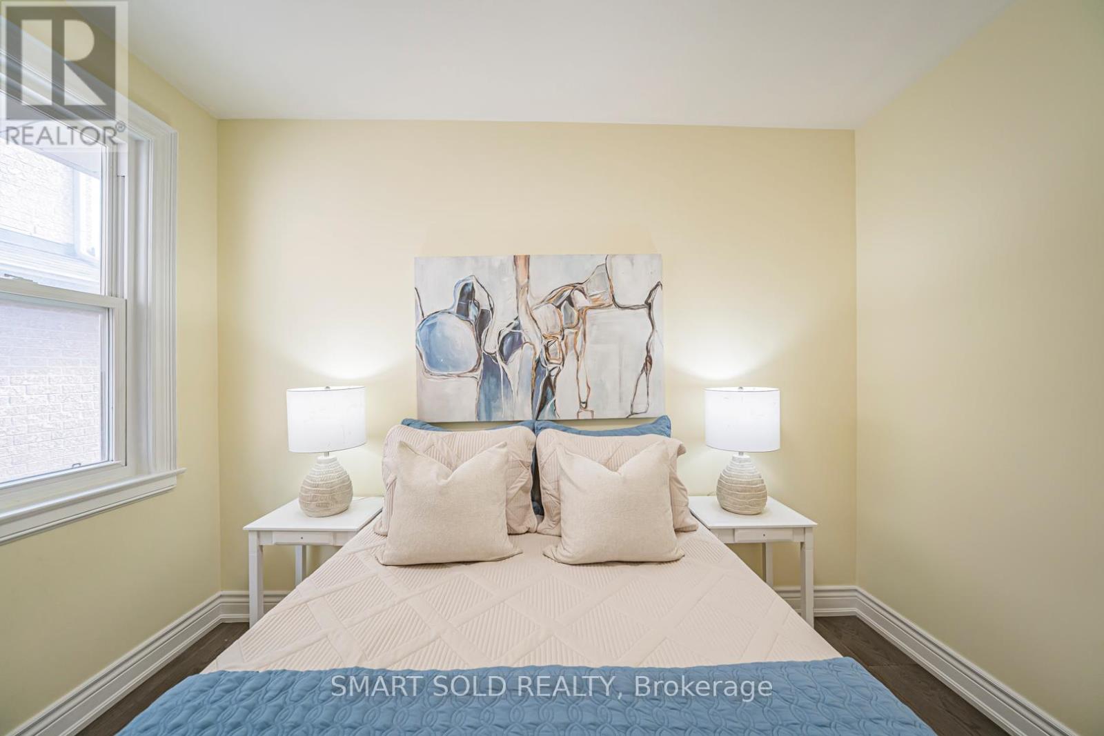 995 Garrard Avenue, Mississauga, Ontario  L5E 1L4 - Photo 24 - W12885392