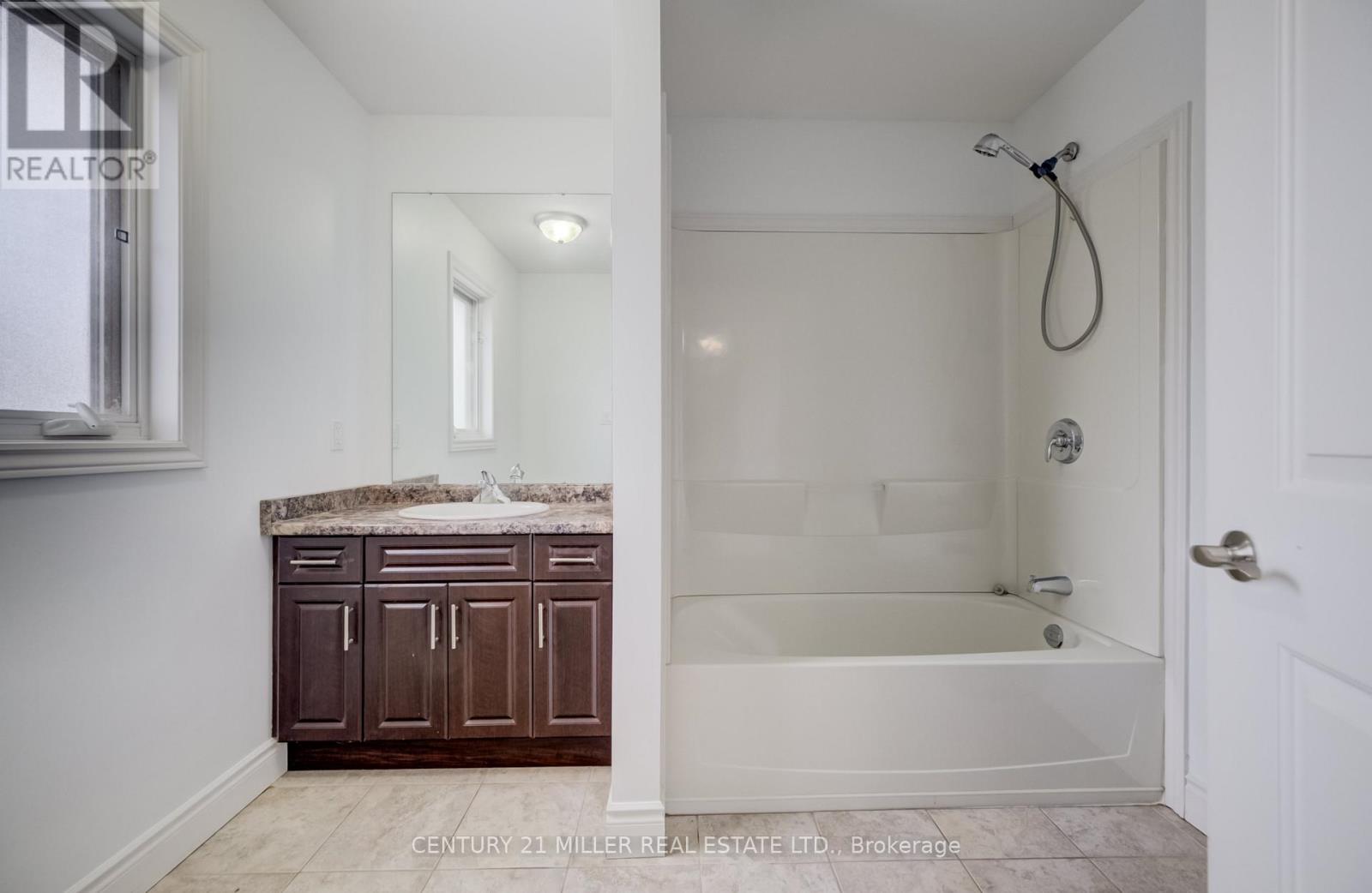 76 Wilkes Street, Brantford, Ontario  N3T 4J6 - Photo 17 - X12885398