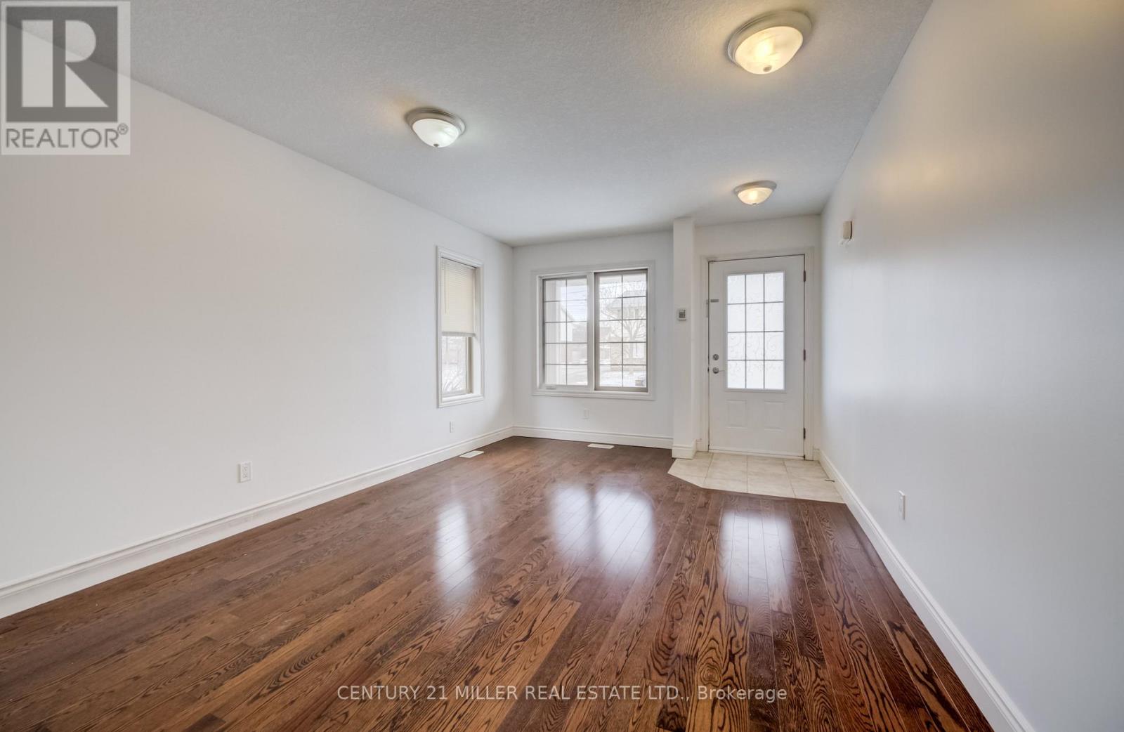 76 Wilkes Street, Brantford, Ontario  N3T 4J6 - Photo 5 - X12885398