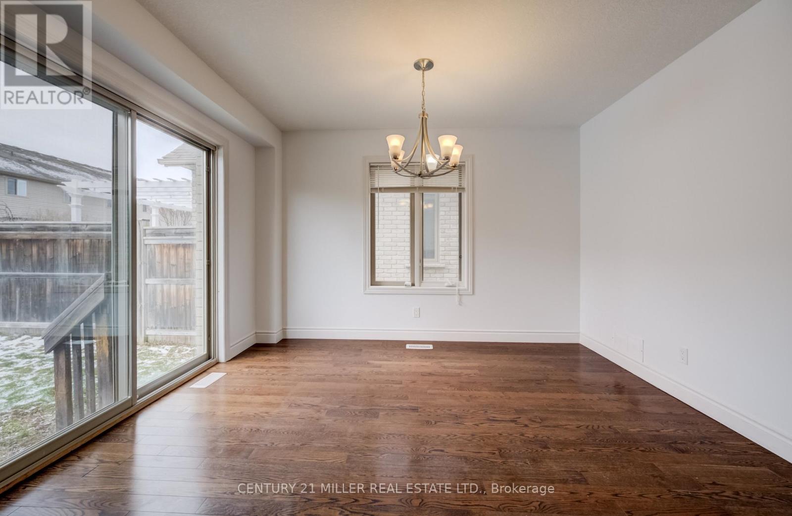 76 Wilkes Street, Brantford, Ontario  N3T 4J6 - Photo 8 - X12885398